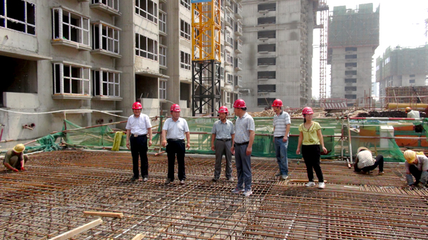 ��˾�쵼��ϵְ������԰���ؿ�չ����ο�ʻ